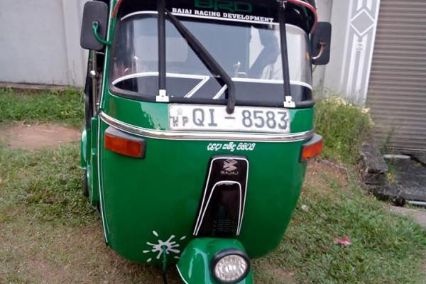 BAJAJ 2006 2 STROKE