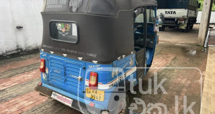 BAJAJ 2010 4 STROKE