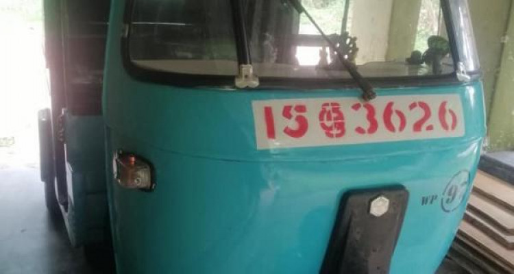 BAJAJ 1987 2 STROKE