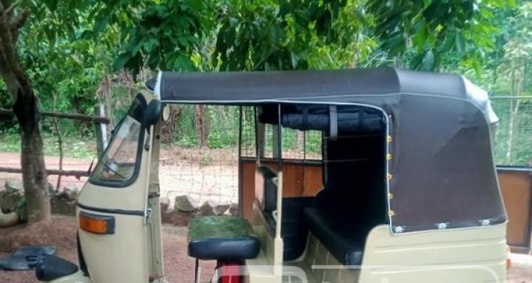 BAJAJ 2004 2 STROKE