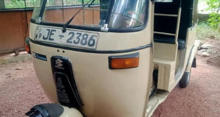 BAJAJ 2004 2 STROKE