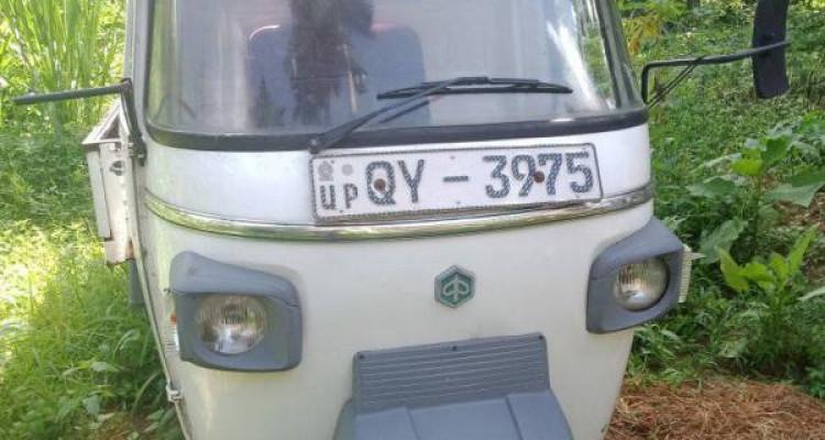PIAGGIO 2012 APE