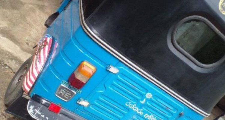 BAJAJ 2011 4 STROKE