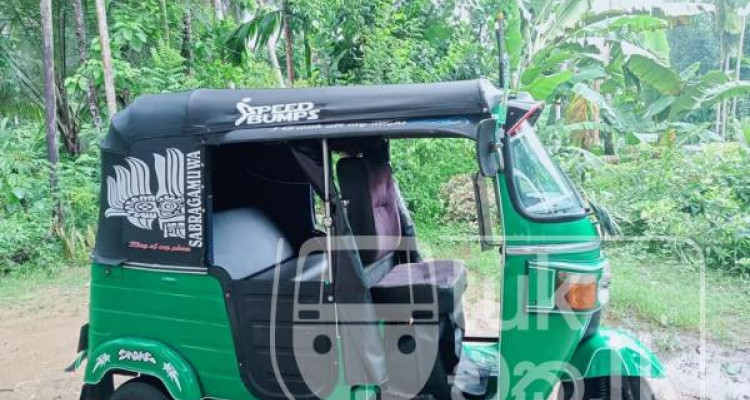 BAJAJ 2010 4 STROKE