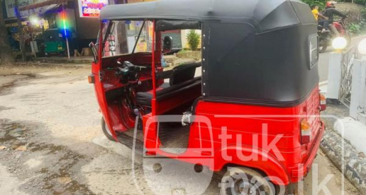 BAJAJ 2009 4 STROKE