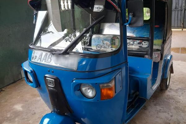 BAJAJ 2012 4 STROKE