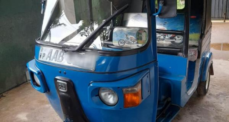 BAJAJ 2012 4 STROKE
