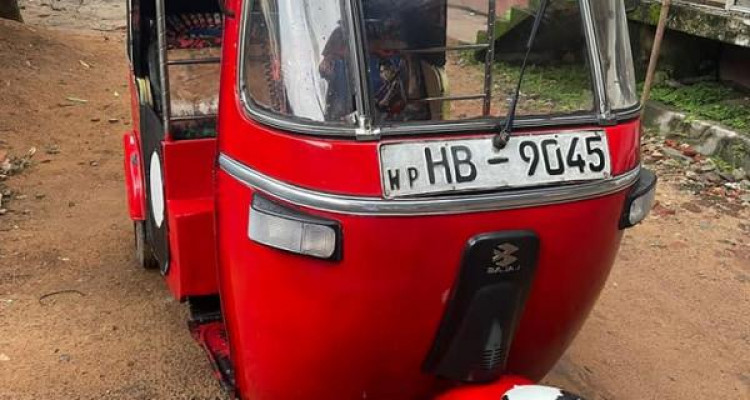 BAJAJ 2004 2 STROKE