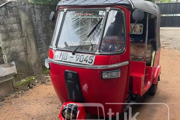 BAJAJ 2004 2 STROKE