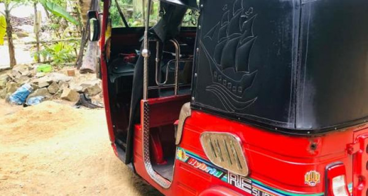 BAJAJ 2015 4 STROKE