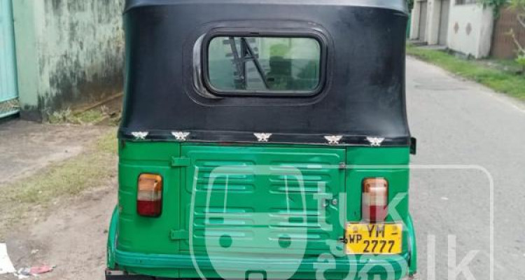 BAJAJ 2011 4 STROKE