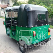 BAJAJ 2011 4 STROKE