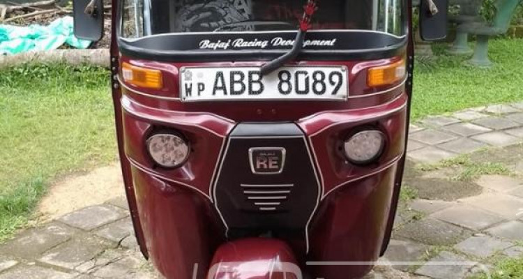 BAJAJ 2015 4 STROKE