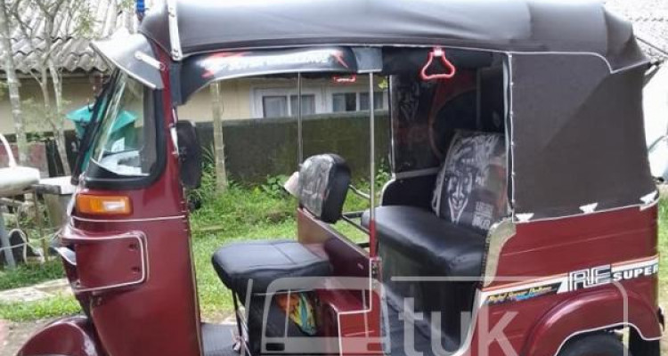 BAJAJ 2015 4 STROKE