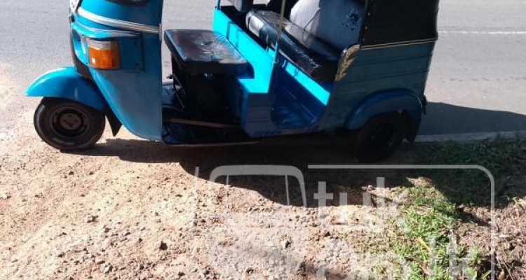 BAJAJ 2011 4 STROKE