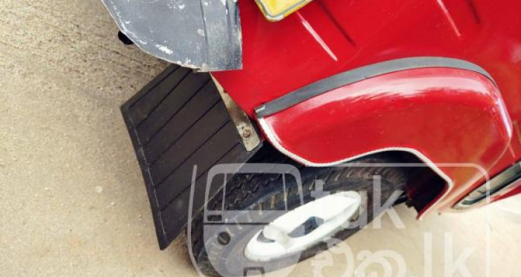BAJAJ 2004 2 STROKE