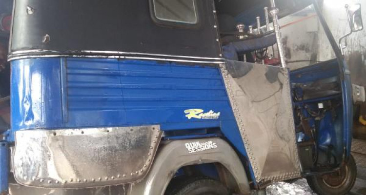 PIAGGIO 2012 APE