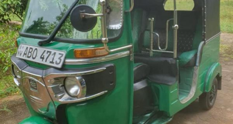BAJAJ 2016 4 STROKE