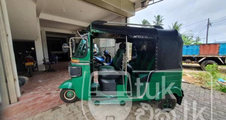 BAJAJ 2016 4 STROKE