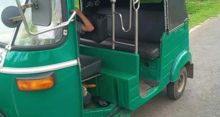BAJAJ 2006 4 STROKE