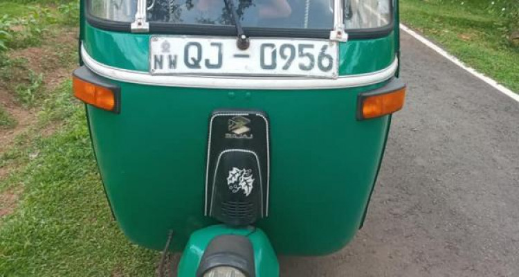 BAJAJ 2006 4 STROKE