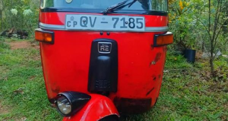 BAJAJ 2009 4 STROKE