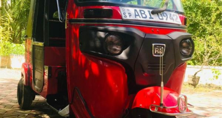 BAJAJ 2015 4 STROKE
