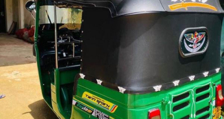 BAJAJ 2014 4 STROKE