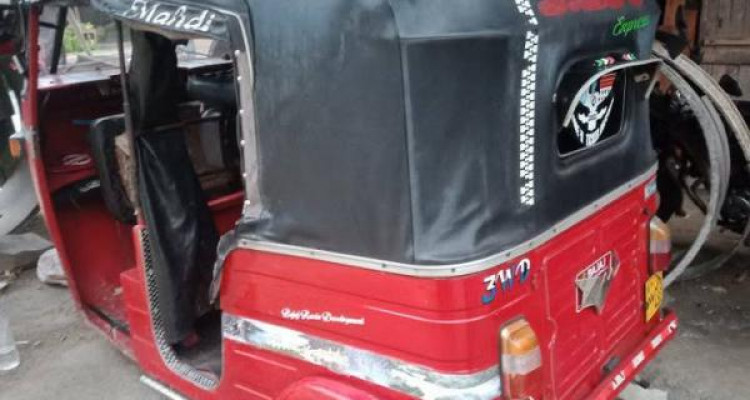 BAJAJ 2004 2 STROKE