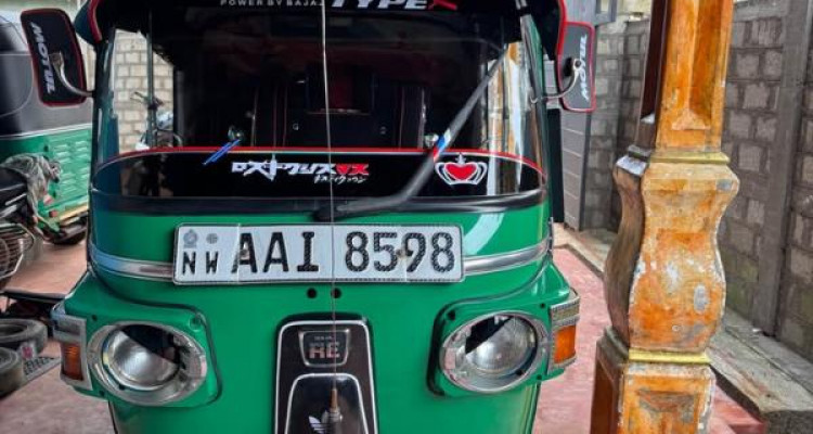 BAJAJ 2013 4 STROKE