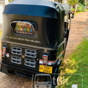 BAJAJ 2015 4 STROKE