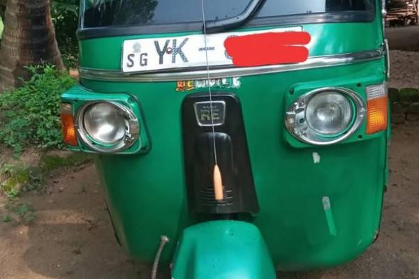 BAJAJ 2011 4 STROKE