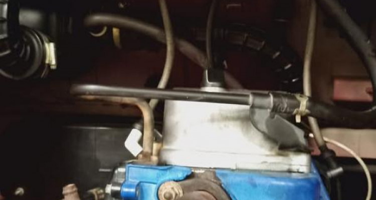 BAJAJ 2018 4 STROKE