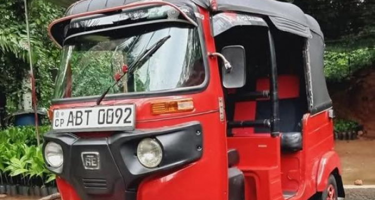 BAJAJ 2018 4 STROKE