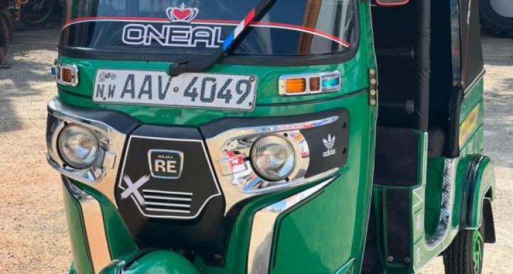 BAJAJ 2015 4 STROKE