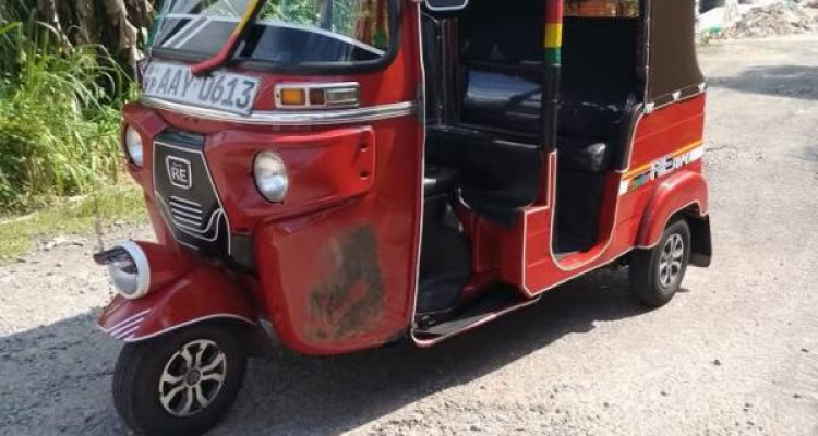BAJAJ 2015 4 STROKE