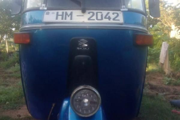 BAJAJ 2004 4 STROKE