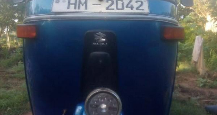 BAJAJ 2004 4 STROKE