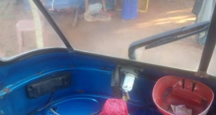 BAJAJ 2004 4 STROKE