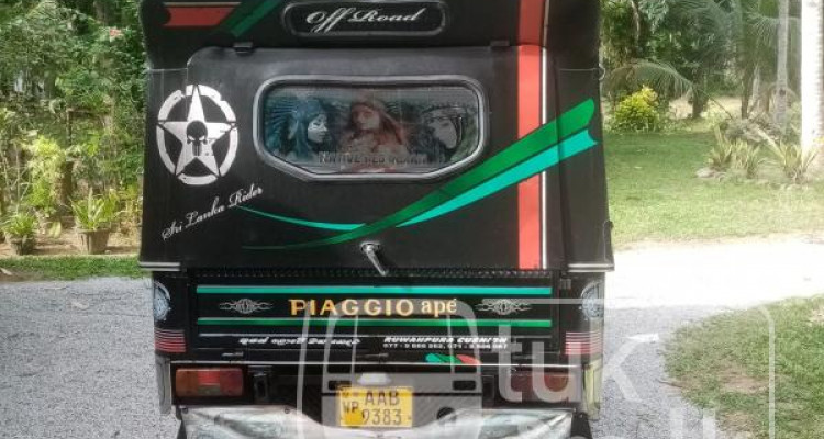 PIAGGIO 2012 APE