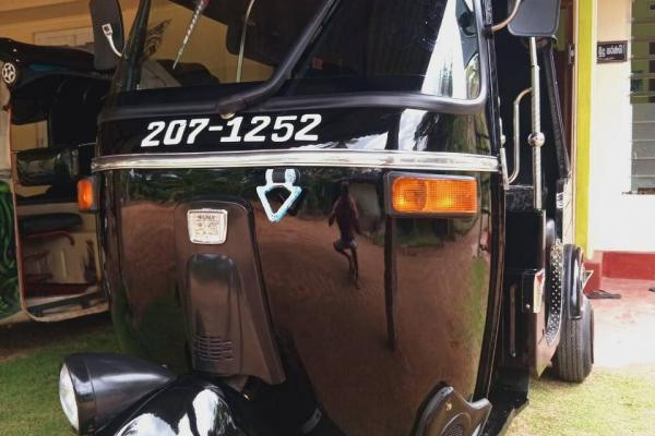 BAJAJ 2000 2 STROKE