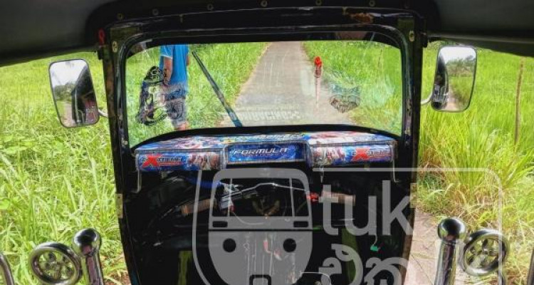BAJAJ 2000 2 STROKE