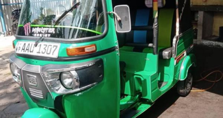 BAJAJ 2014 4 STROKE