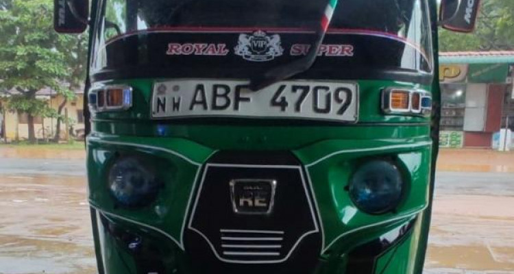 BAJAJ 2015 4 STROKE