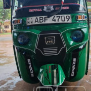 BAJAJ 2015 4 STROKE