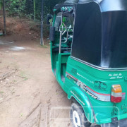 BAJAJ 2009 4 STROKE