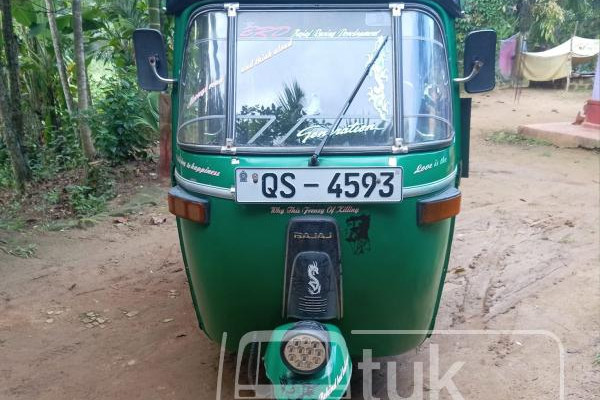 BAJAJ 2009 4 STROKE