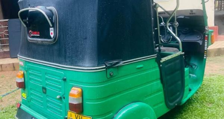 BAJAJ 2010 4 STROKE