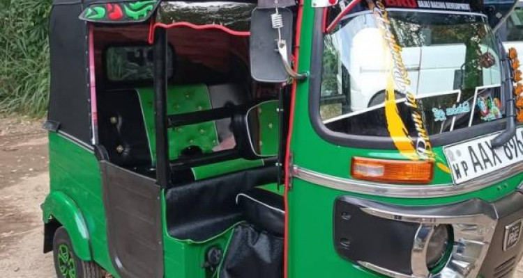 BAJAJ 2015 4 STROKE
