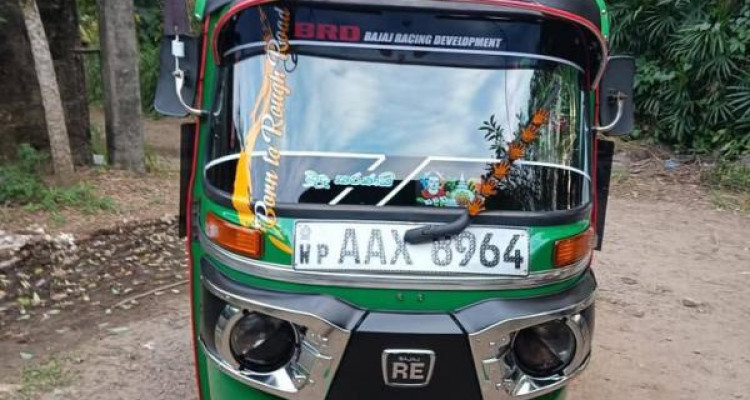 BAJAJ 2015 4 STROKE